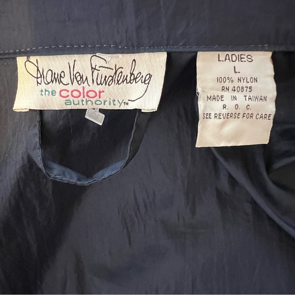 Vintage Diane Von Furstenberg Navy Long Raincoat Jacket Coat w/ Belt Size Large - Picture 10 of 12